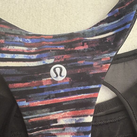LULULEMON Break Free Crop Tank Top Womens Sz 6 Multicolor Striped Racerback Gym - Picture 4 of 6